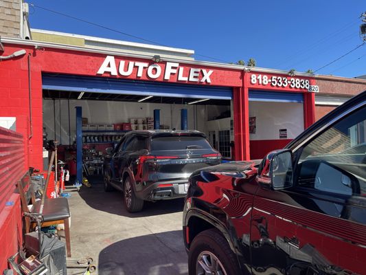 Autoflex Collision Center on South Central Avenue, Glendale